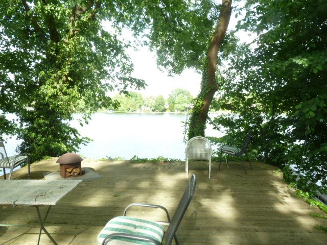 27-01-Terrasse am Wasser